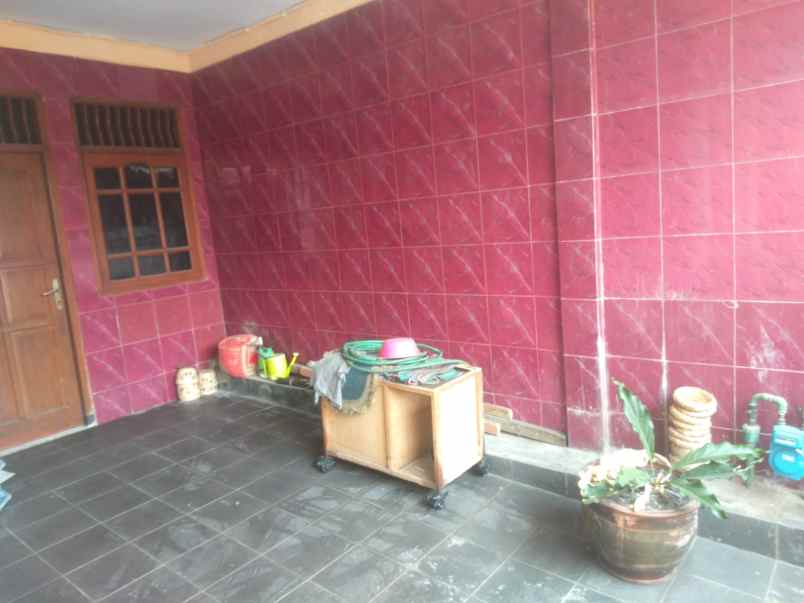 dijual rumah jl raya taman cimanggu