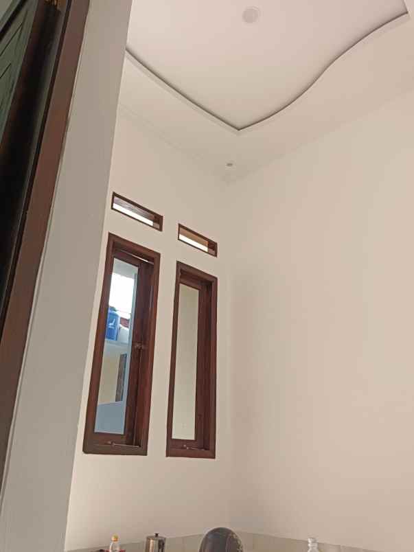 dijual rumah jl raya tugu macan citayam