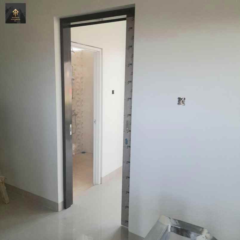 dijual rumah jl riung bandung