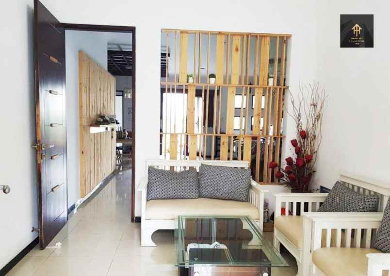 dijual rumah jl sukagalih pasteur