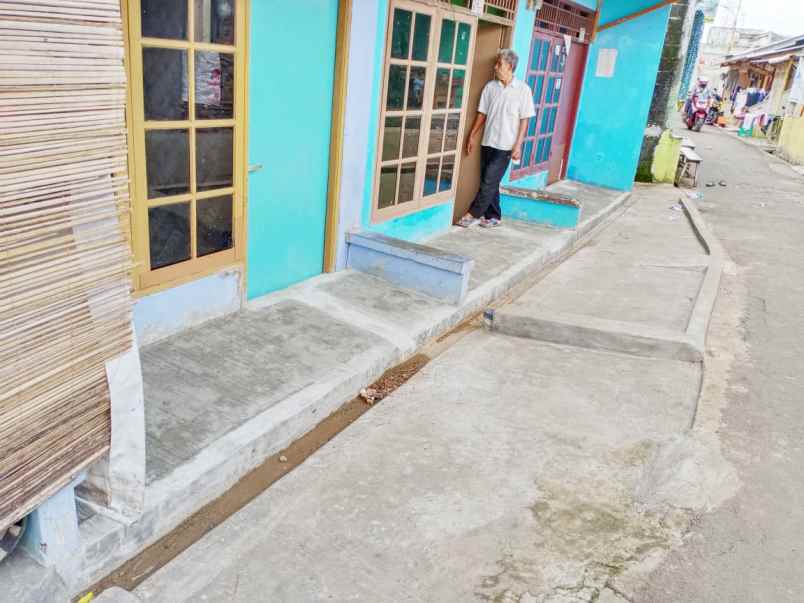 dijual rumah jl swadaya 4 rt 07 rw 05