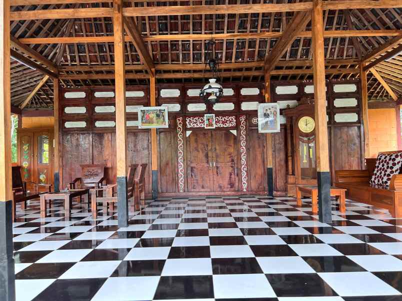 dijual rumah joglo mojogedang karanganyar