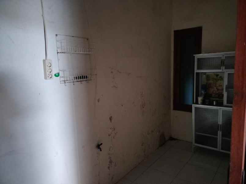 dijual rumah joho