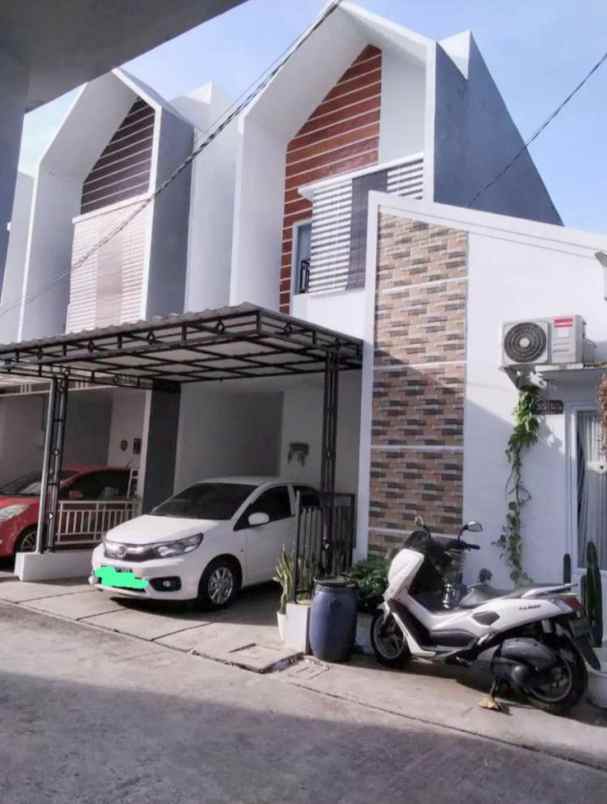 dijual rumah kalisari pekayon pasar
