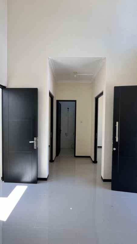 dijual rumah kalisari wonokoyo