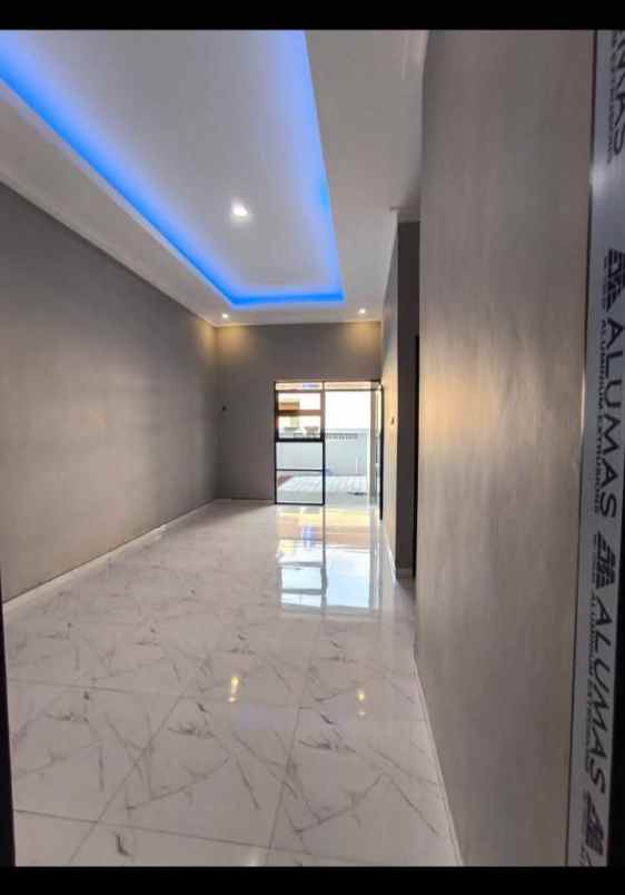 dijual rumah kalisegoro