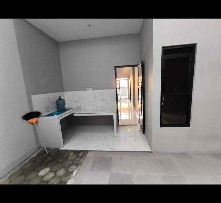 dijual rumah kalisegoro