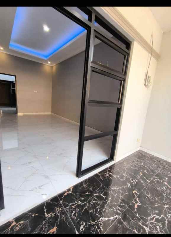 dijual rumah kalisegoro