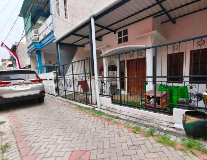 dijual rumah karah agung
