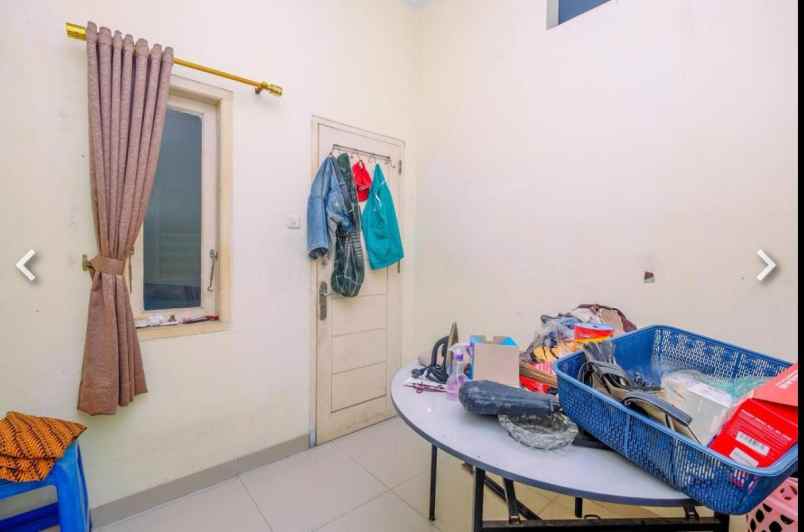 dijual rumah karang tengah townhouse