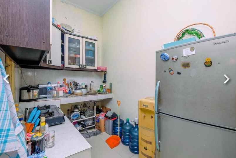 dijual rumah karang tengah townhouse