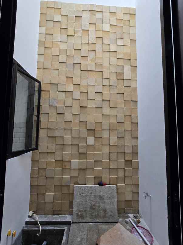 dijual rumah kav dki