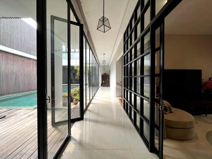 dijual rumah kebayoran baru jakarta selatan