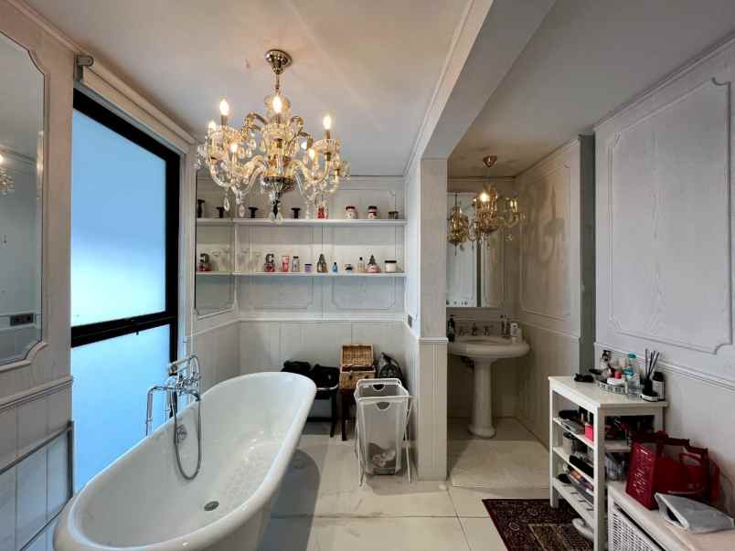 dijual rumah kebayoran baru jakarta selatan