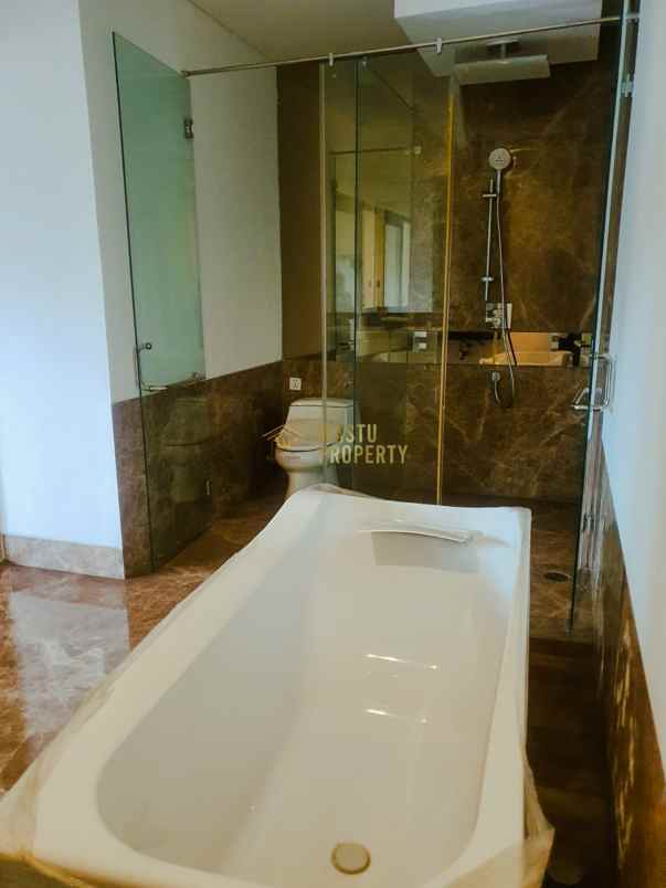 dijual rumah kebayoran lama