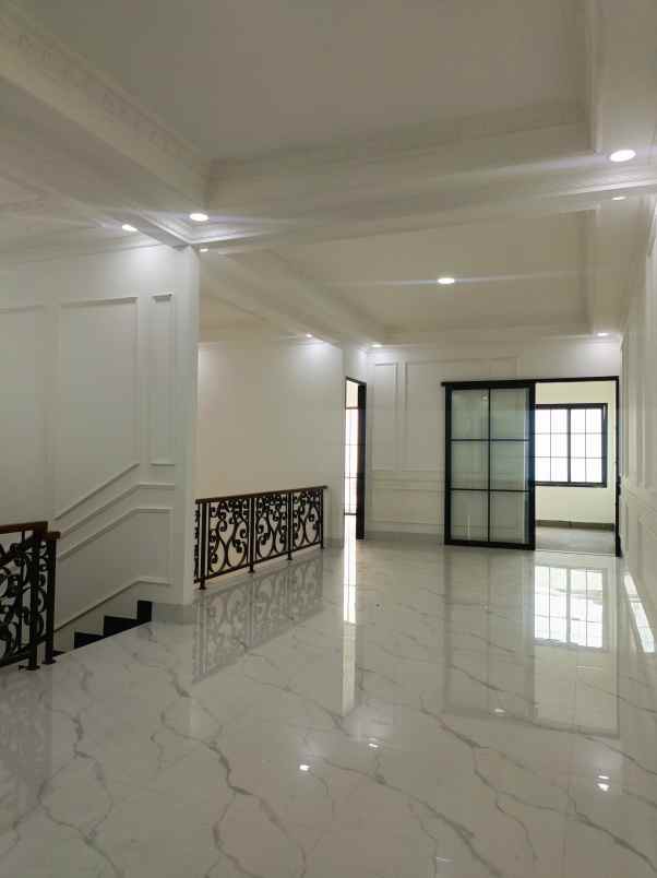 dijual rumah kebon jeruk jakbar