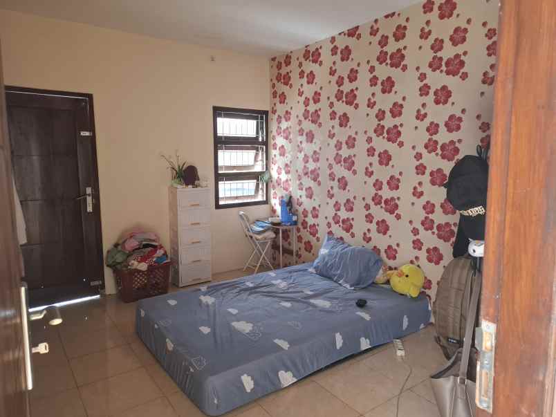 dijual rumah kebonsari