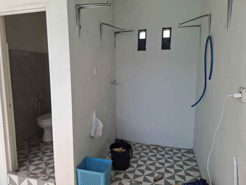 dijual rumah kebonsari