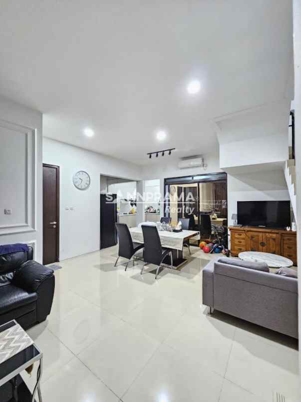 dijual rumah kedaung