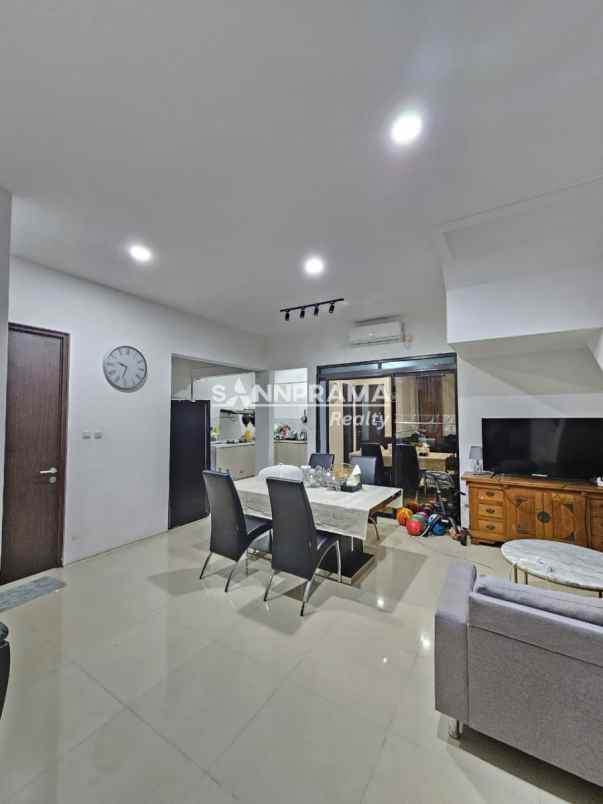 dijual rumah kedaung