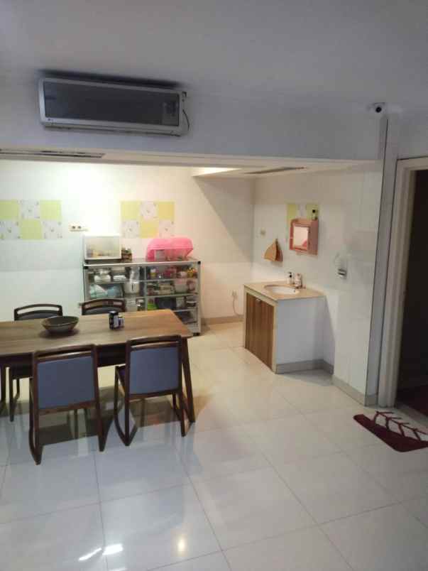 dijual rumah kelapa gading