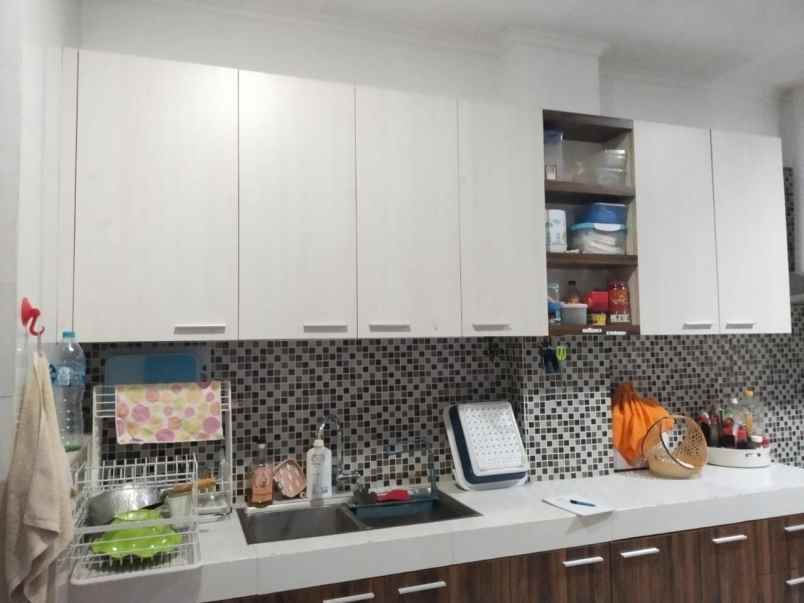 dijual rumah kelapa gading