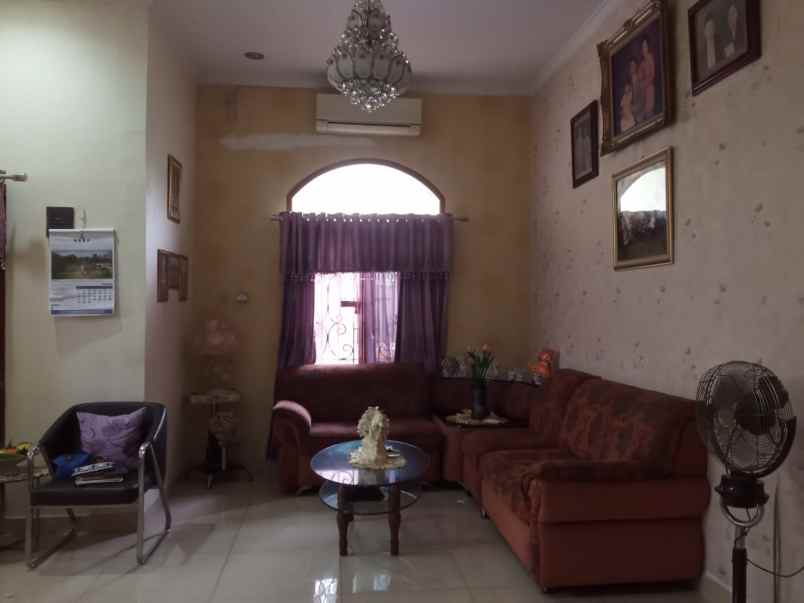 dijual rumah kemang pratama 2 rawalumbu