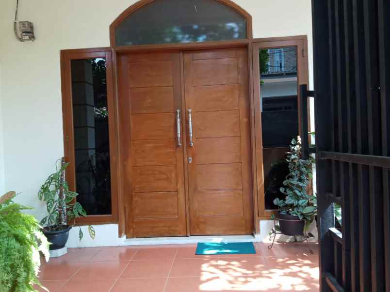 dijual rumah kemang pratama 2 rawalumbu