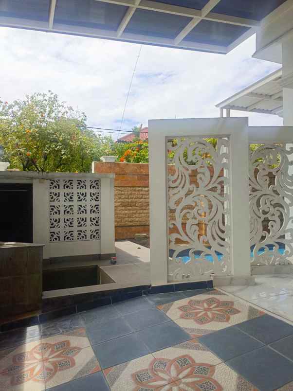 dijual rumah kembangan joglo jakbar