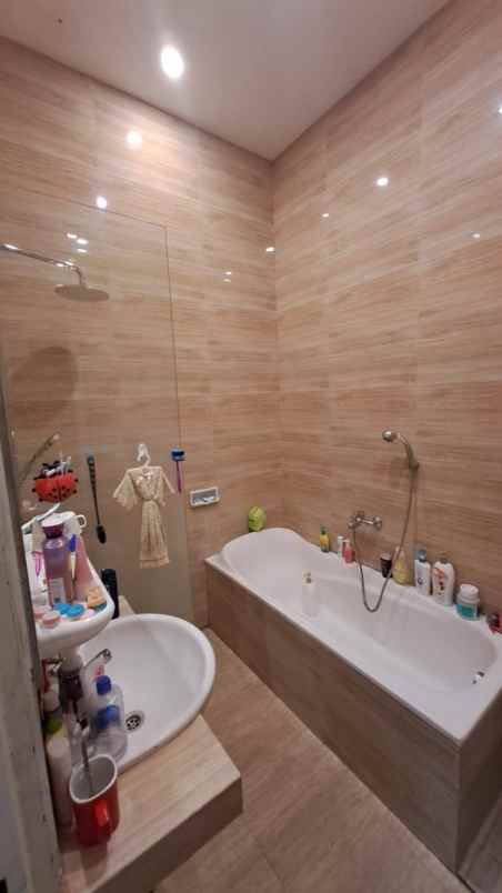 dijual rumah kertajaya