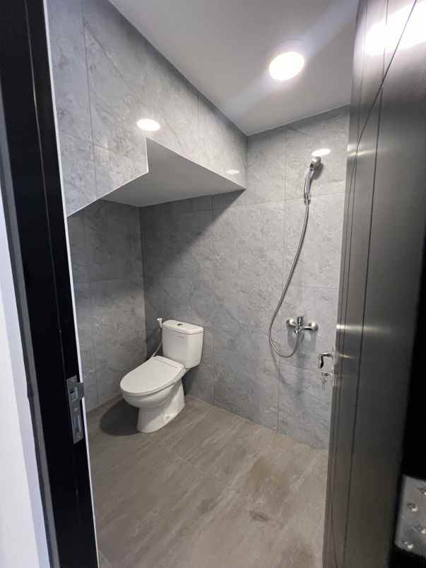dijual rumah kertajaya