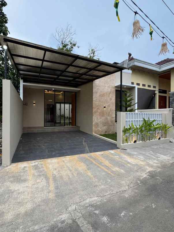 dijual rumah klangkapan ii margoluwih