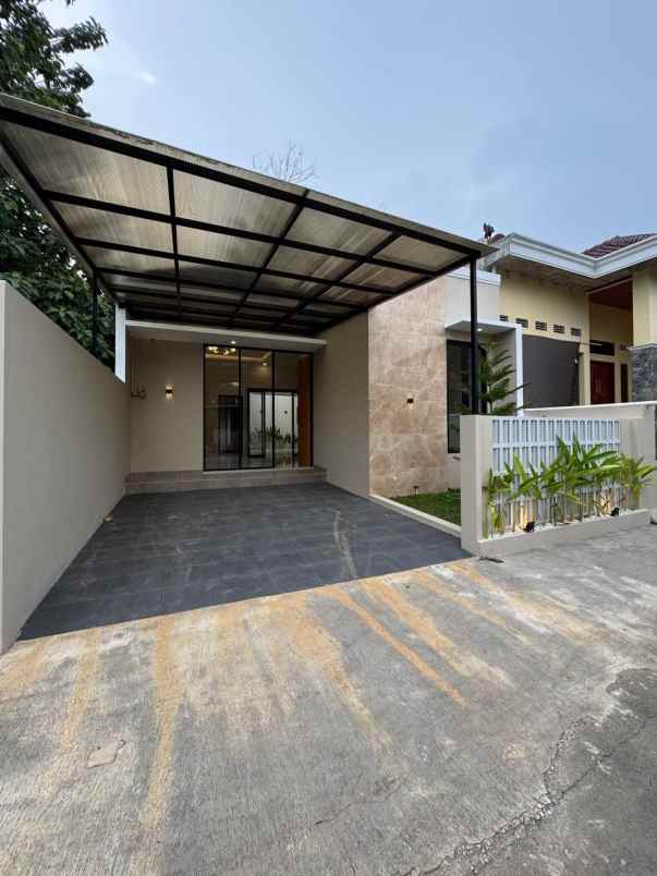 dijual rumah klangkapan ii margoluwih