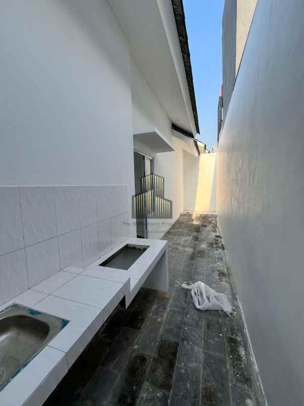 dijual rumah klipang