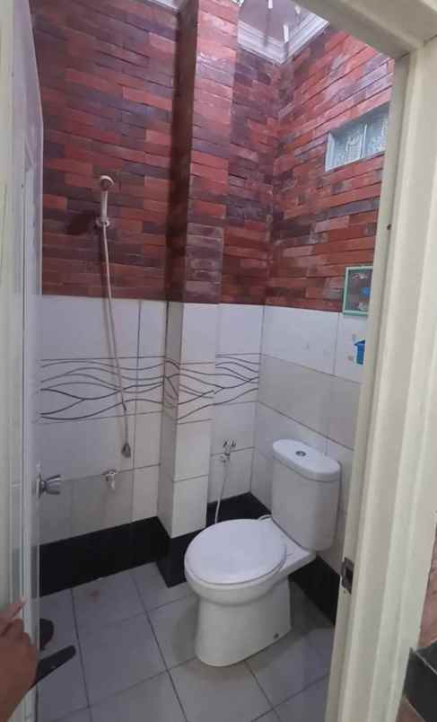 dijual rumah klipang