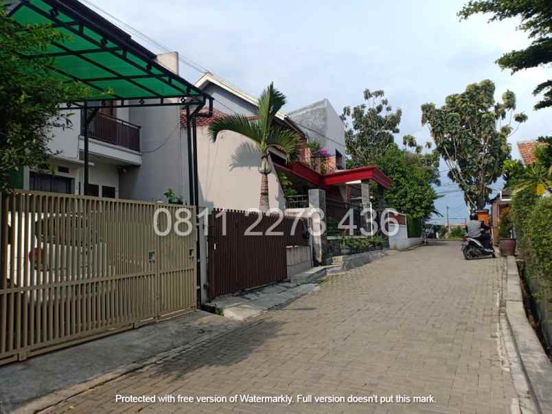 dijual rumah komp bukit sariwangi