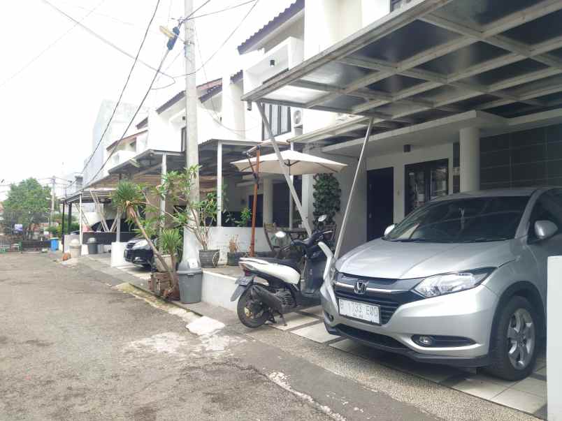 dijual rumah komplek golden pasir impun