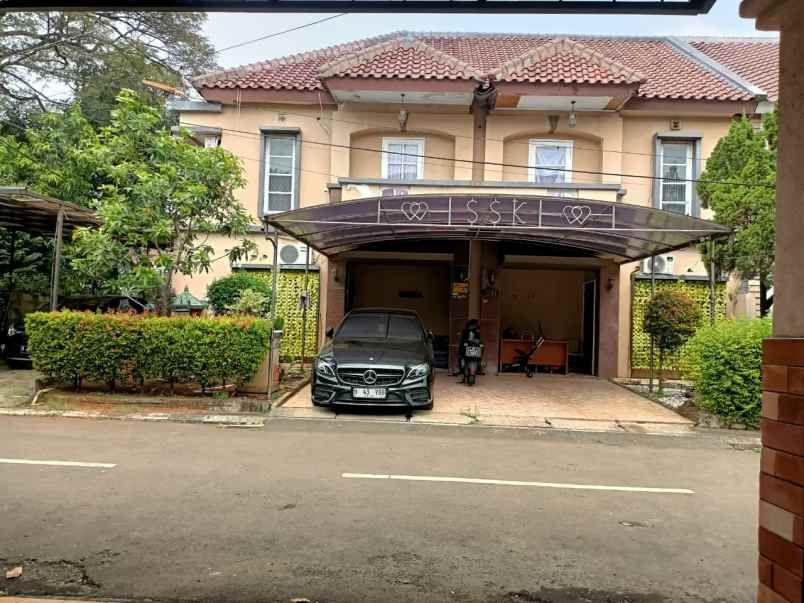 dijual rumah komplek perumahan