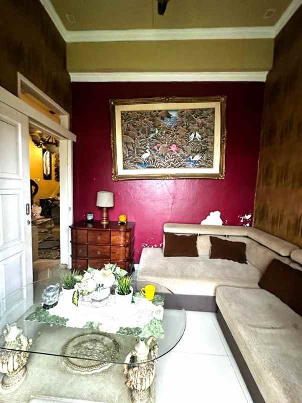 dijual rumah komplek puri cipageran