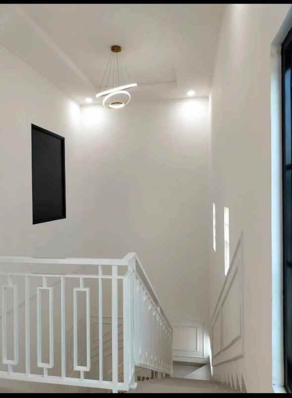 dijual rumah kota harapan indah bekasi