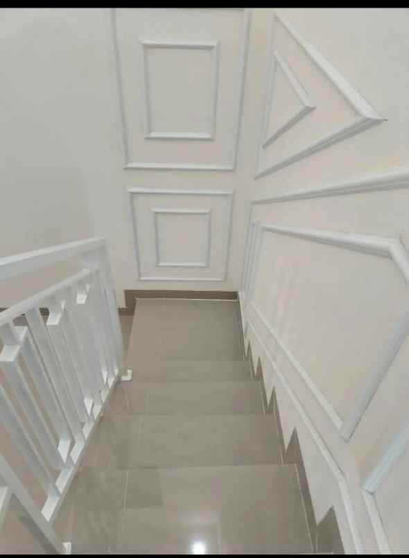 dijual rumah kota harapan indah bekasi