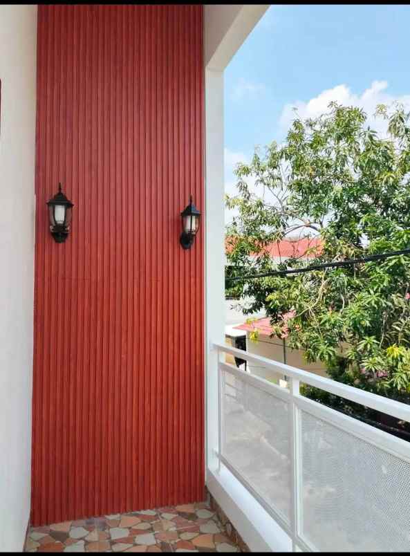 dijual rumah kota harapan indah bekasi