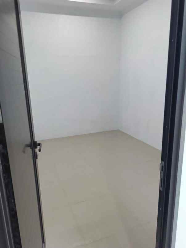 dijual rumah kota harapan indah bekasi