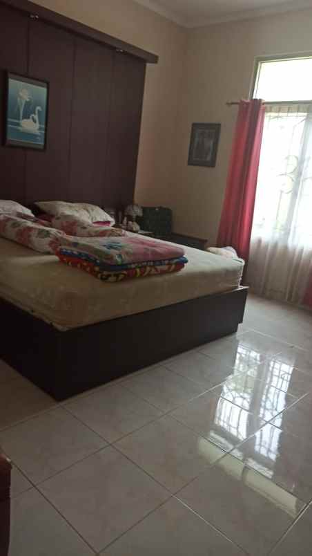 dijual rumah kota wisata pesona