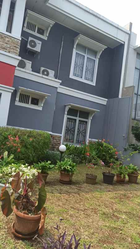 dijual rumah kota wisata pesona