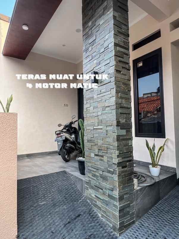 dijual rumah larangan
