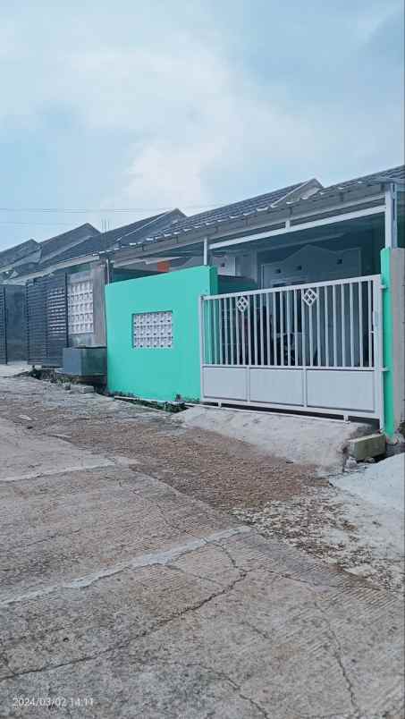 dijual rumah lembur tauhid madani