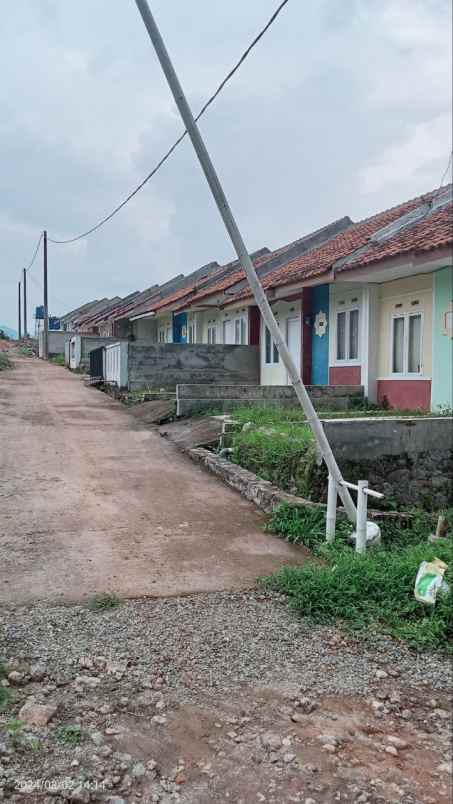 dijual rumah lembur tauhid madani