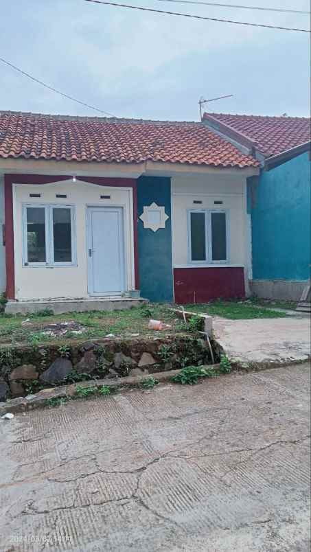 dijual rumah lembur tauhid madani