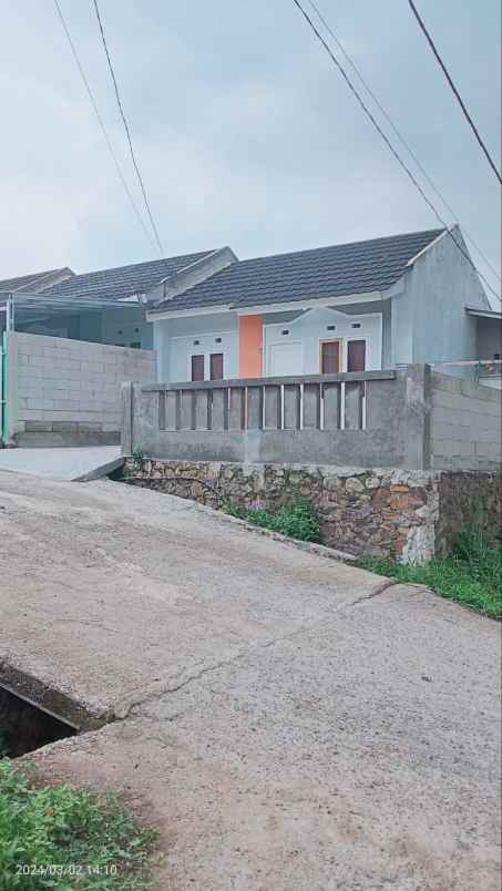 dijual rumah lembur tauhid madani